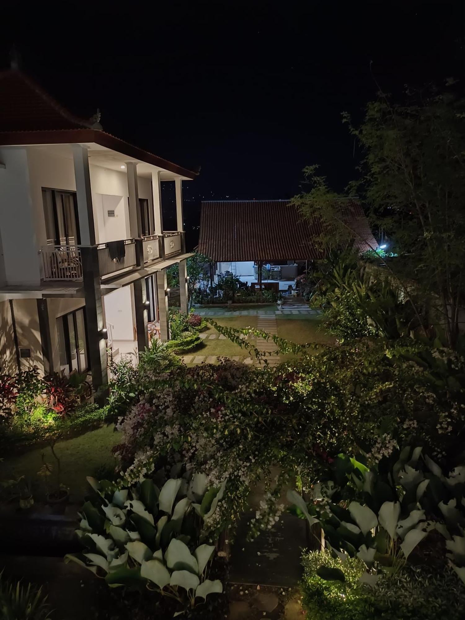 Limun Guesthouse Amlapura Экстерьер фото